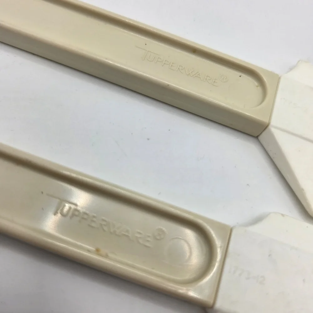 VtgTupperware Spatula Set 2 Piece Almond White 1773-12 1775-12 Retro Kitchen‎